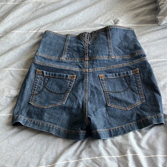 DKNY High Waisted Jean Shorts - Picture 2 of 7